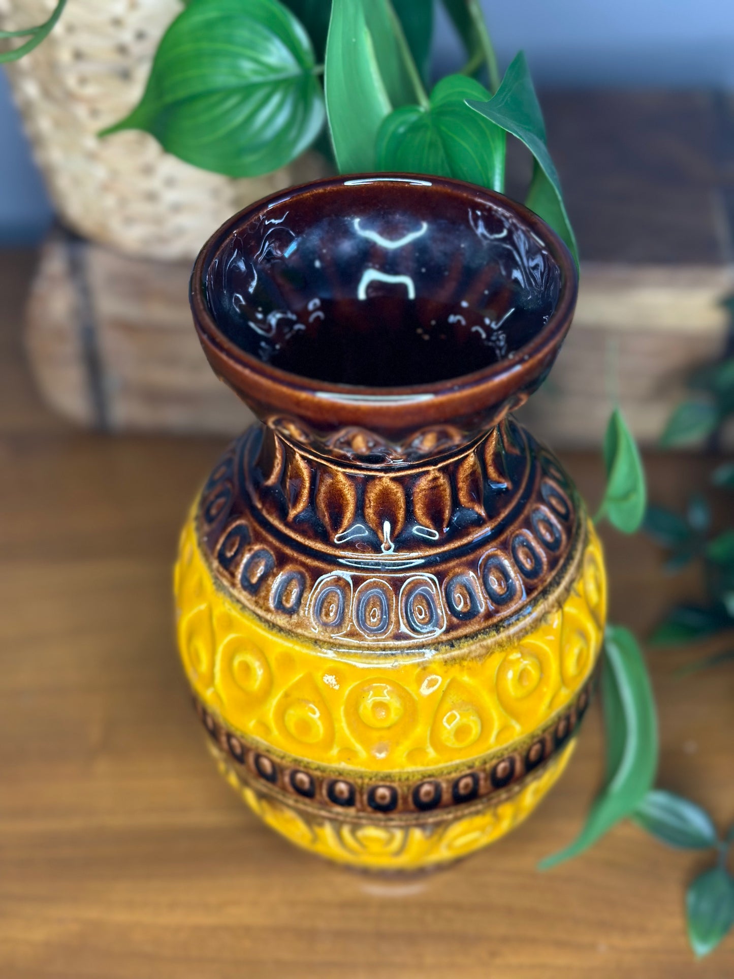 West German Mid Century small Bay keramik fat lava yellow & brown 20cm high