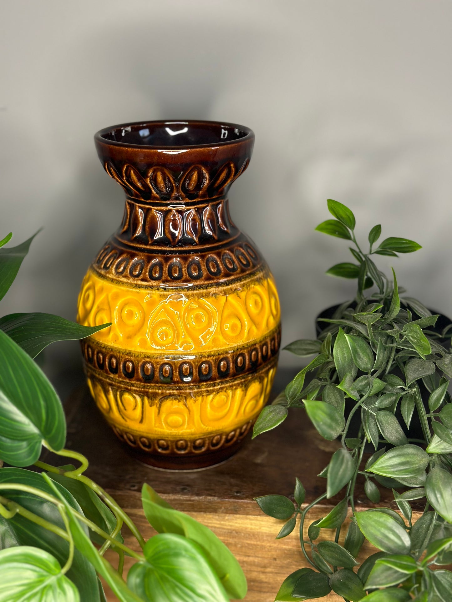 West German Mid Century small Bay keramik fat lava yellow & brown 20cm high
