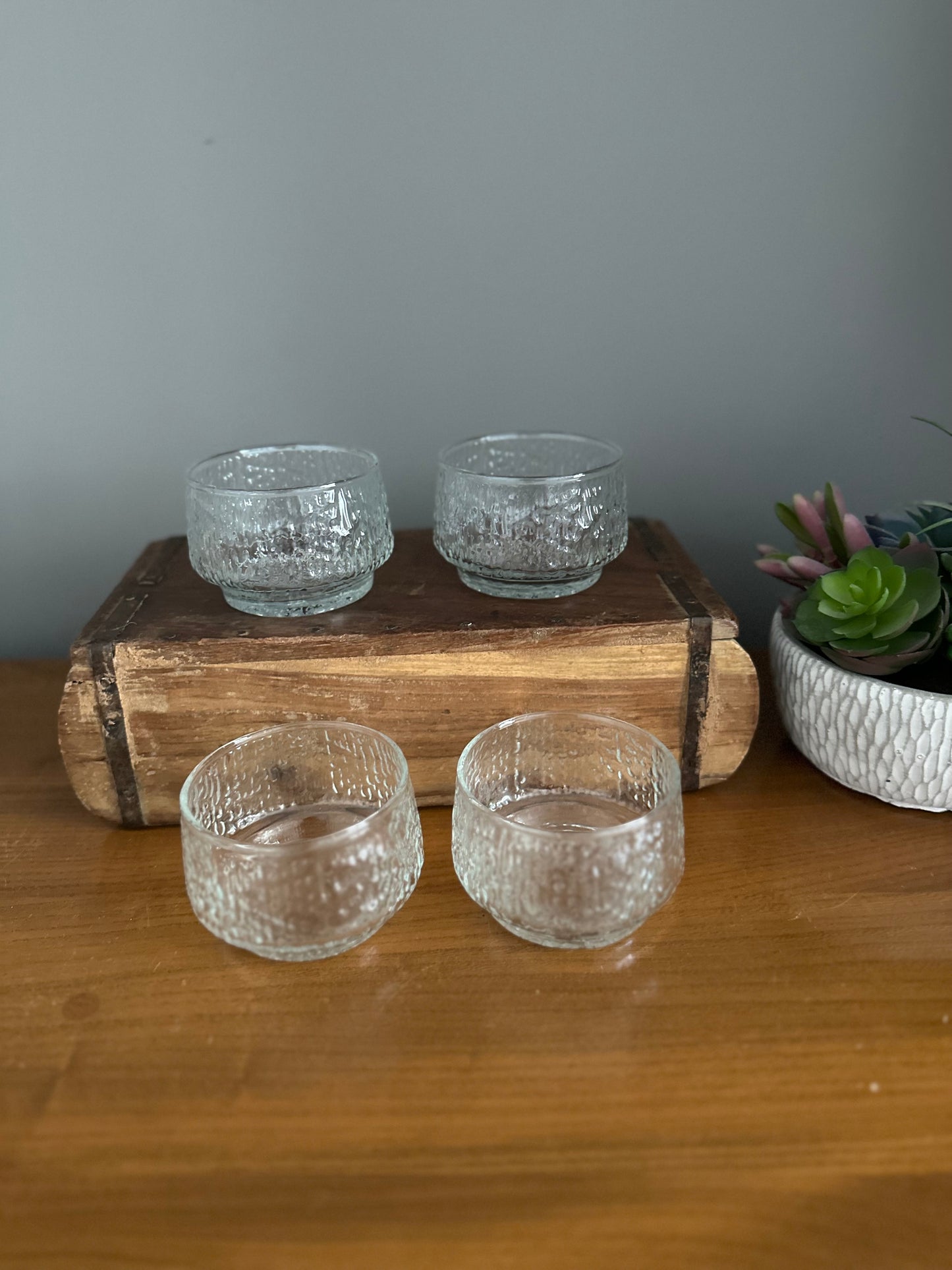 Set of 4 Ravenhead dessert dishes