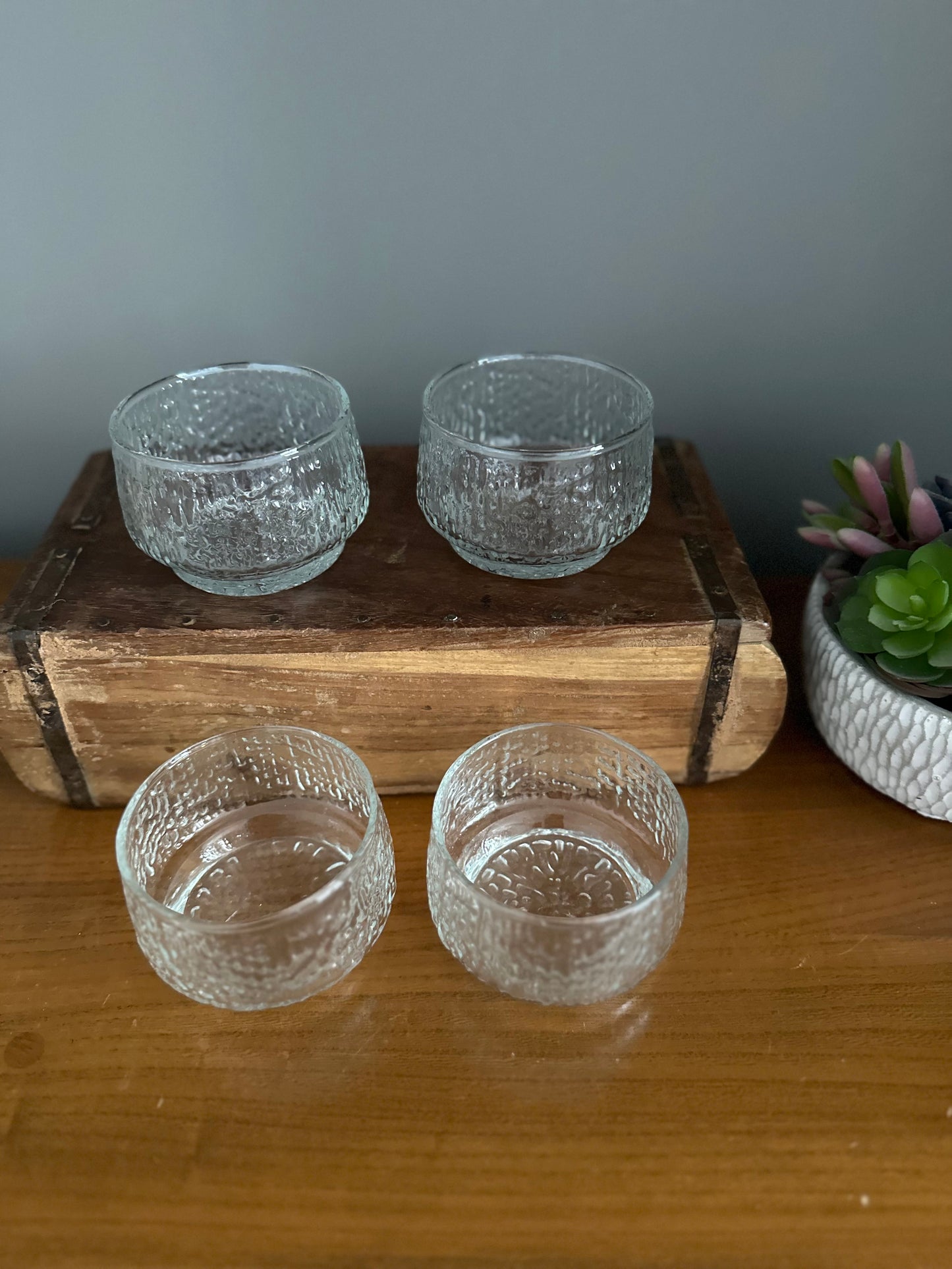 Set of 4 Ravenhead dessert dishes
