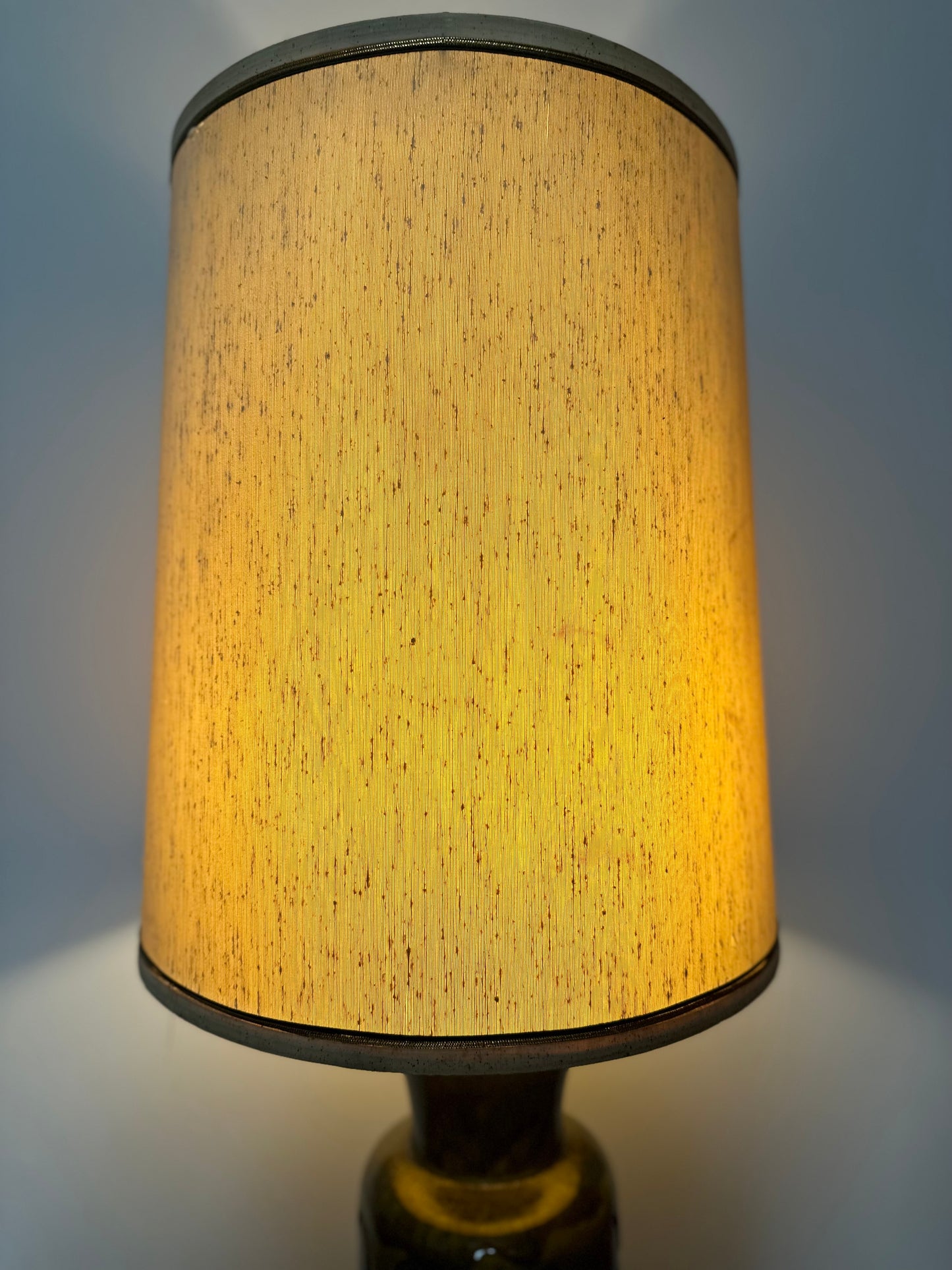Large Mid century olive green table lamp & original shade