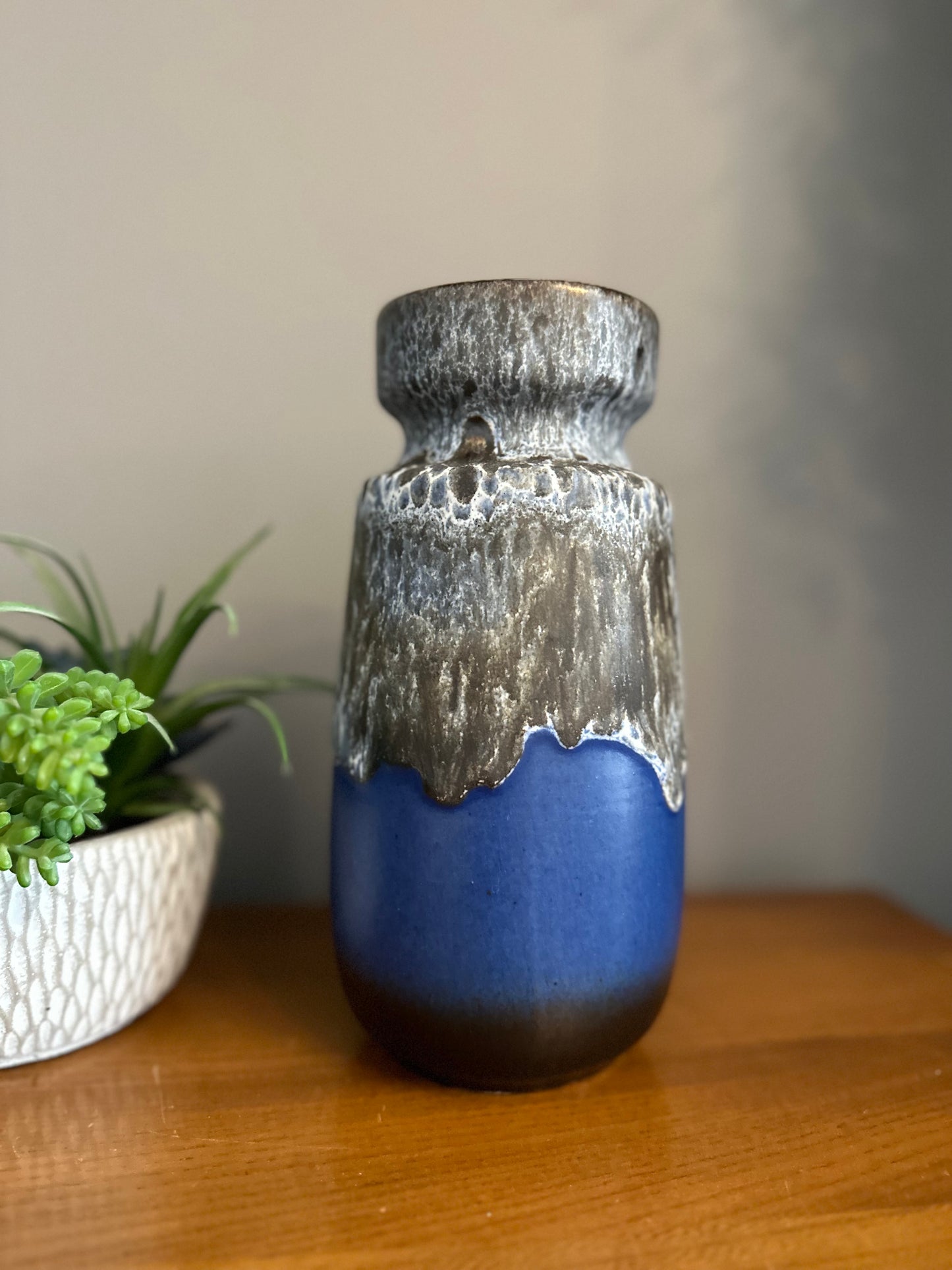 West German Scheurich Fat Lava Vase 242-22