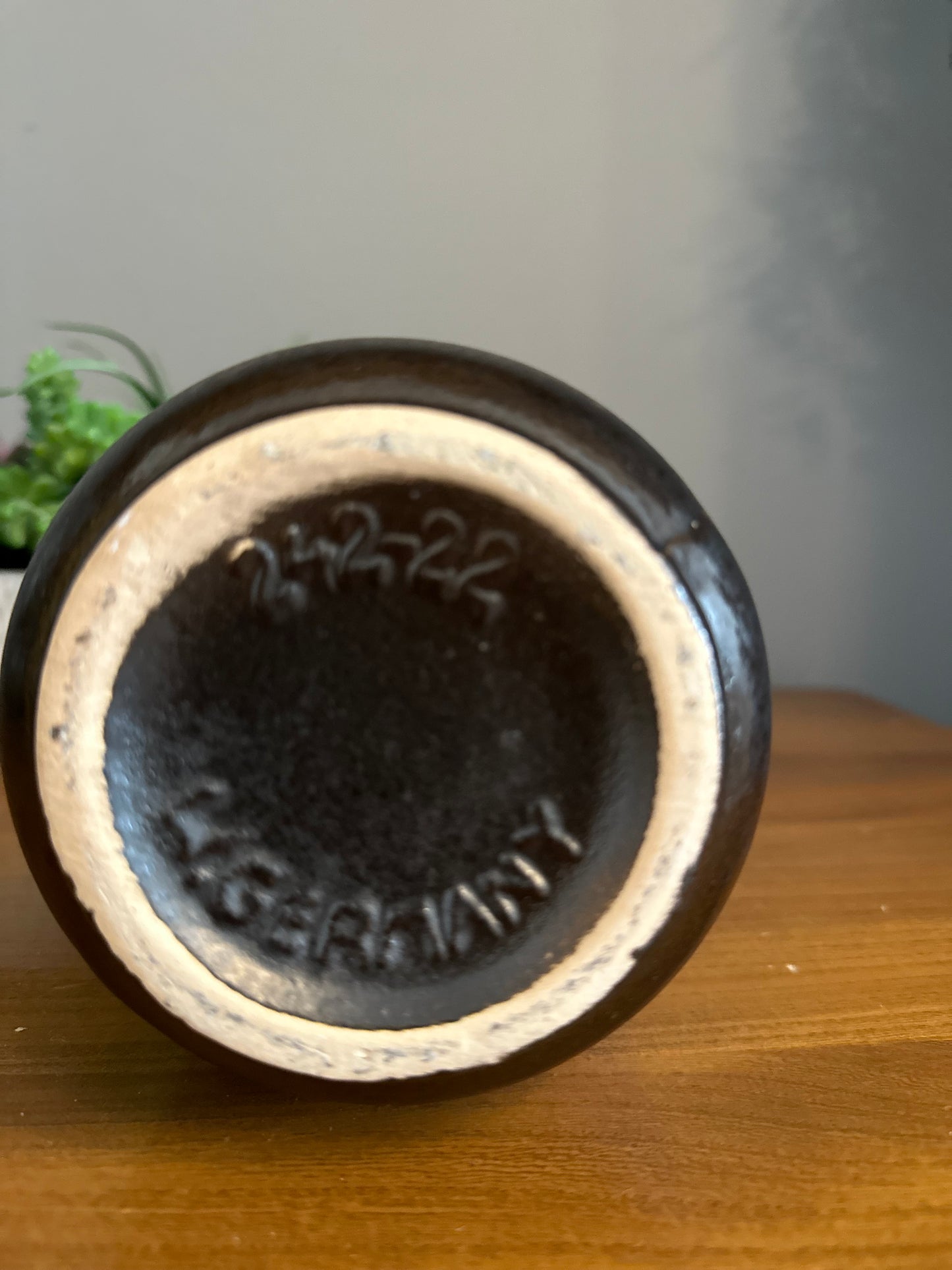 West German Scheurich Fat Lava Vase 242-22