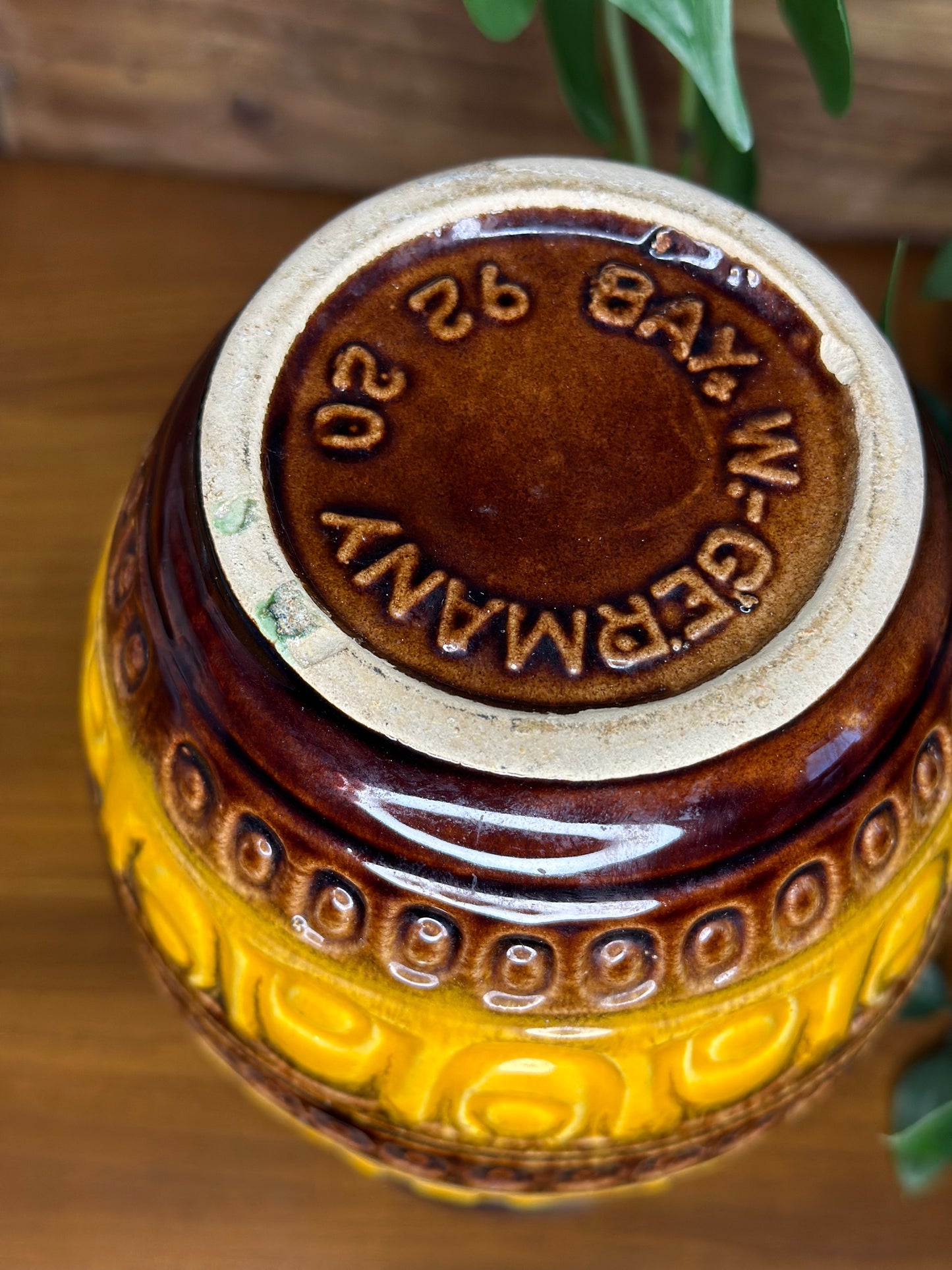 West German Mid Century small Bay keramik fat lava yellow & brown 20cm high