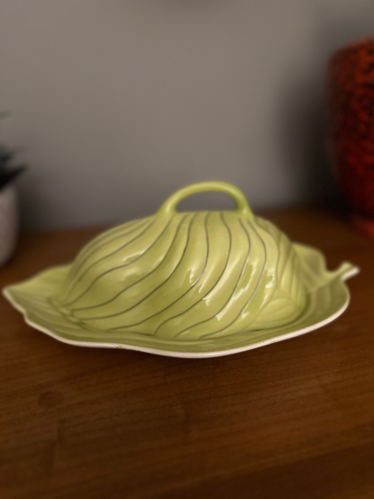 Vintage Carlton Ware Australian design cheese / butter dish in leaf / pin stripe pattern