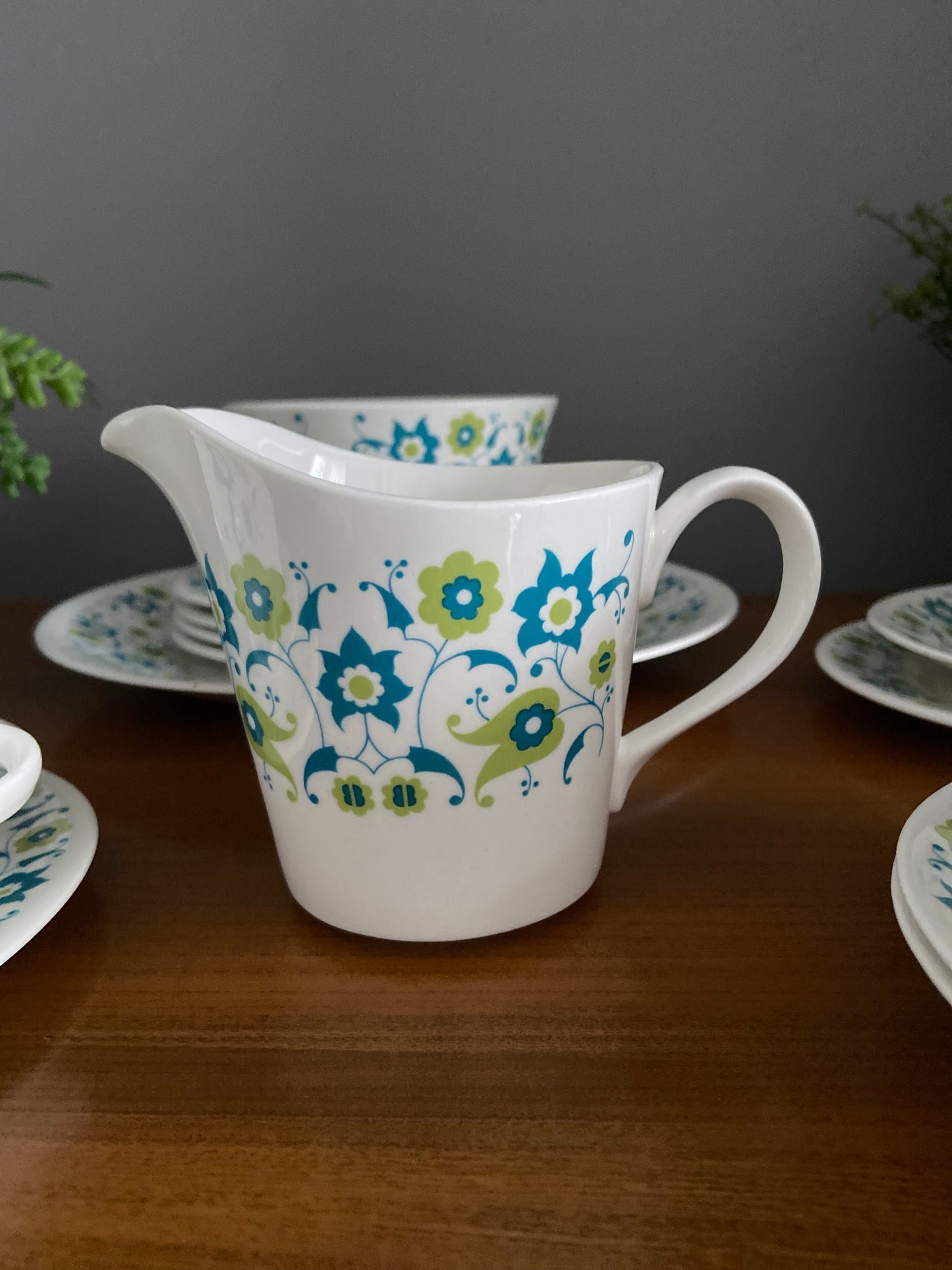 Queen Anne Mid-century tea set